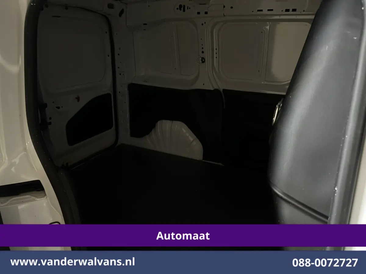 1.2 PureTech 130pk Automaat Benzine L1H1 Euro6 Airco | Navigatie | Camera | Apple Carplay | Cruisecontrol Android Auto, Parkeersensoren