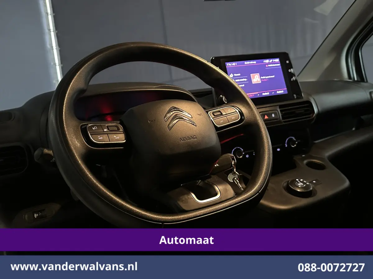 1.2 PureTech 130pk Automaat Benzine L1H1 Euro6 Airco | Navigatie | Camera | Apple Carplay | Cruisecontrol Android Auto, Parkeersensoren