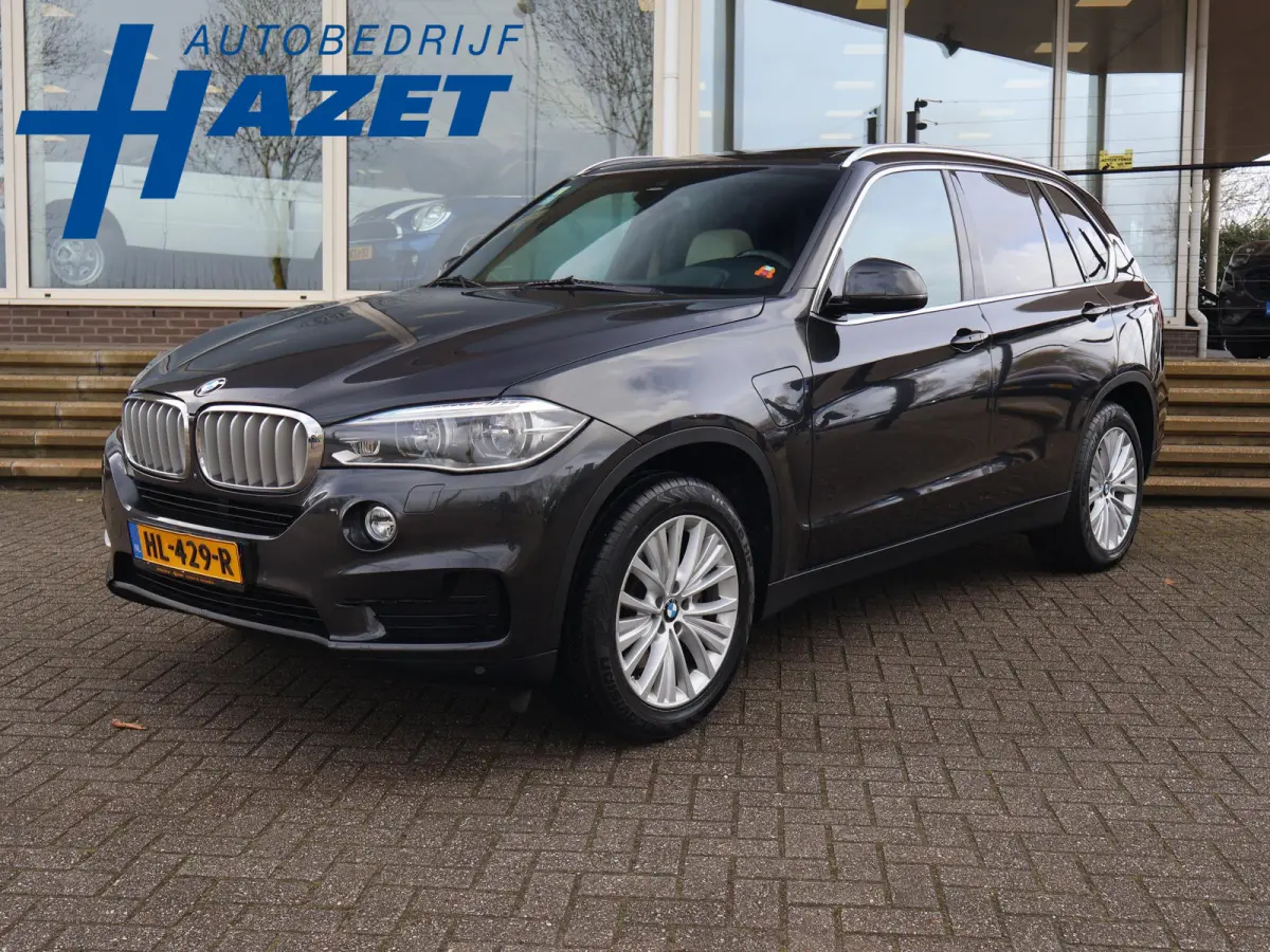 xDrive40e High Executive + HEAD-UP | 360 CAMERA | PANORAMA | SFEERVERLICHTING