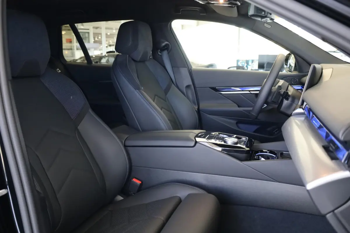 520i | M Sportpakket | Driving Assistant Plus | Harman/Kardon | Trekhaak