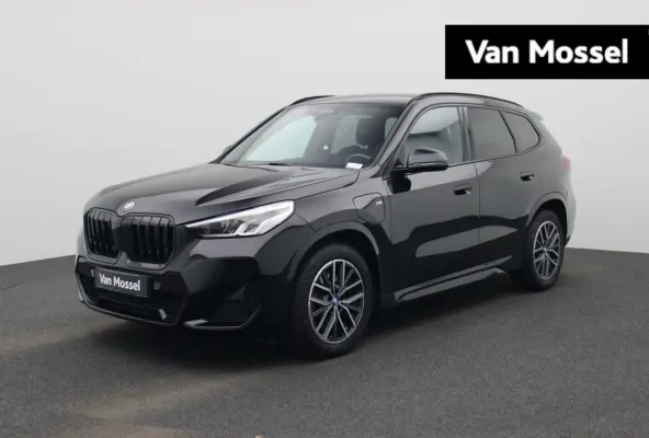 xDrive25e 180kW | Apple Carplay | Elektrische Achterklep | Led Verlichting | Achteruitrijcamera |
