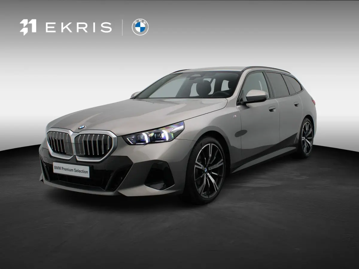 520i M Sportpakket | Trekhaak | Driving Assistant Plus | Harman Kardon | 20"