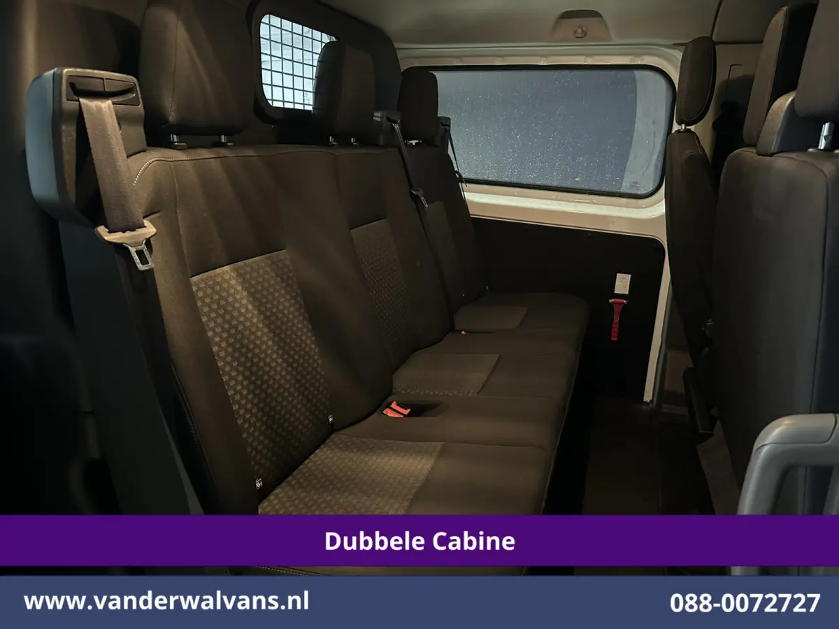 2.0 TDCI 131pk L2H1 Dubbele Cabine Euro6 Airco | 6-Zits | LED | Cruisecontrol | Parkeersensoren Achterklep, 2800kg trekvermogen