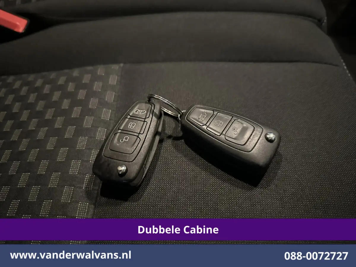 2.0 TDCI 131pk L2H1 Dubbele Cabine Euro6 Airco | 6-Zits | LED | Cruisecontrol | Parkeersensoren Achterklep, 2800kg trekvermogen