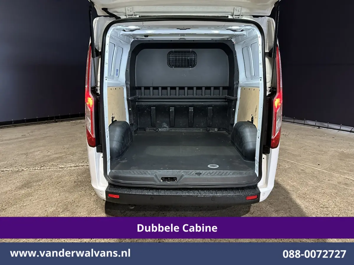 2.0 TDCI 131pk L2H1 Dubbele Cabine Euro6 Airco | 6-Zits | LED | Cruisecontrol | Parkeersensoren Achterklep, 2800kg trekvermogen