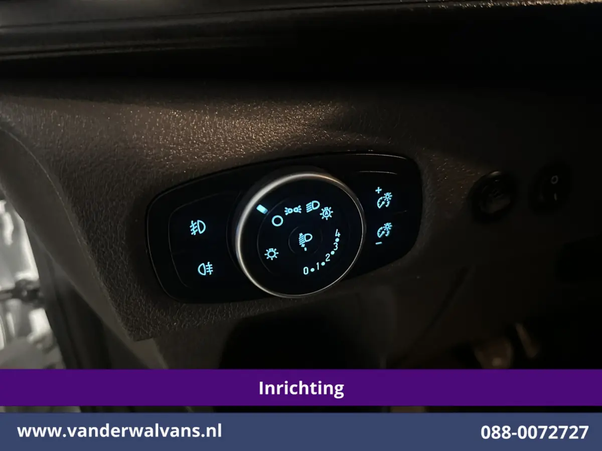 2.0 TDCI L1H1 Inrichting Euro6 Airco | Camera | LED | Cruisecontrol | Stoelverwarming | 2500kg Trekhaak Verwarmde voorruit, Parkeersensoren, Bijrijdersbank