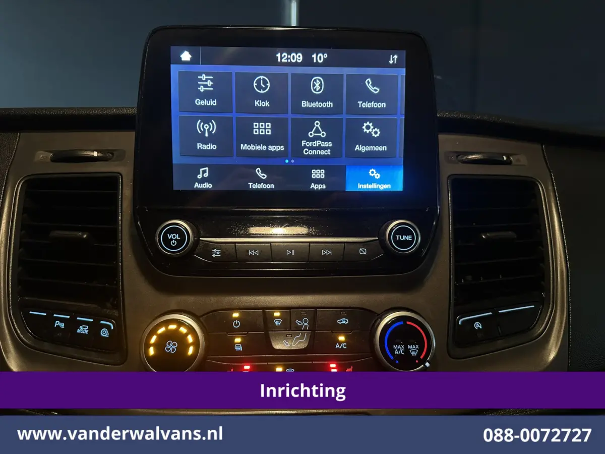 2.0 TDCI L1H1 Inrichting Euro6 Airco | Camera | LED | Cruisecontrol | Stoelverwarming | 2500kg Trekhaak Verwarmde voorruit, Parkeersensoren, Bijrijdersbank