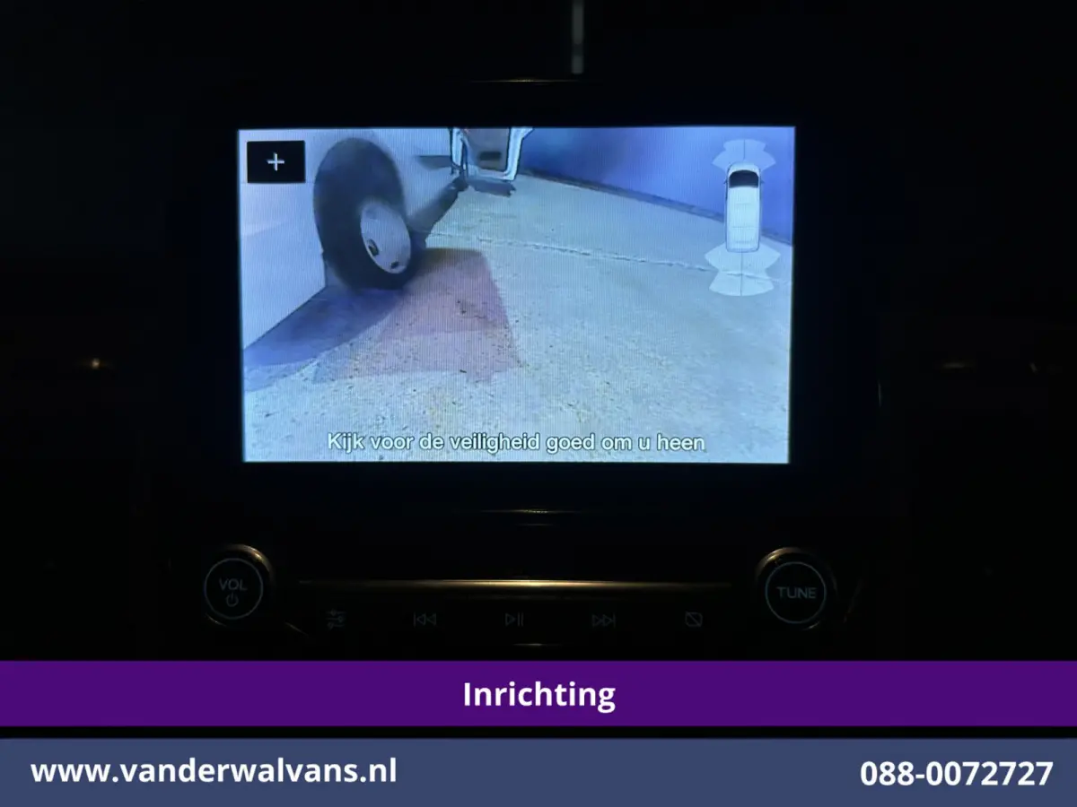 2.0 TDCI L1H1 Inrichting Euro6 Airco | Camera | LED | Cruisecontrol | Stoelverwarming | 2500kg Trekhaak Verwarmde voorruit, Parkeersensoren, Bijrijdersbank