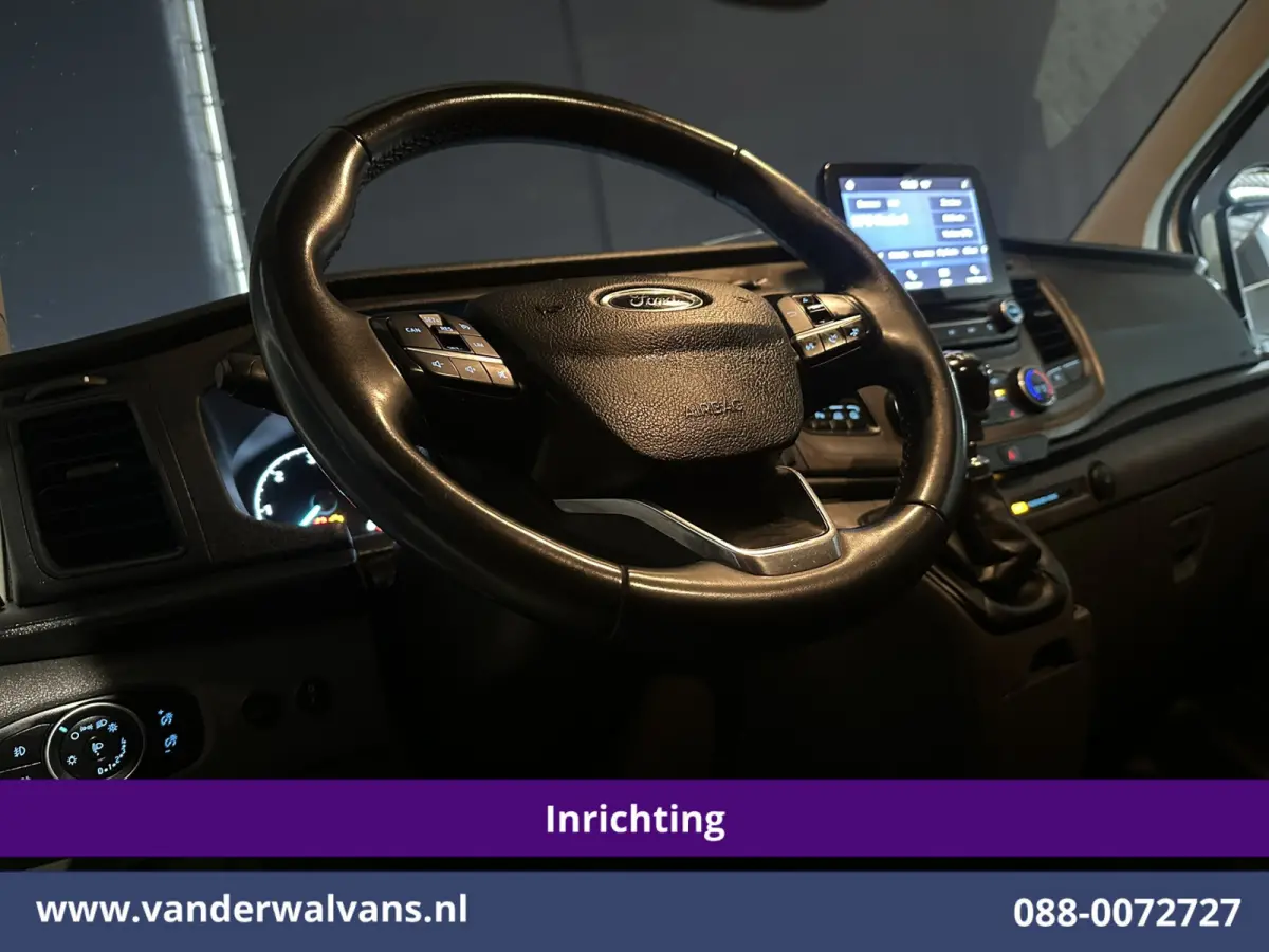 2.0 TDCI L1H1 Inrichting Euro6 Airco | Camera | LED | Cruisecontrol | Stoelverwarming | 2500kg Trekhaak Verwarmde voorruit, Parkeersensoren, Bijrijdersbank