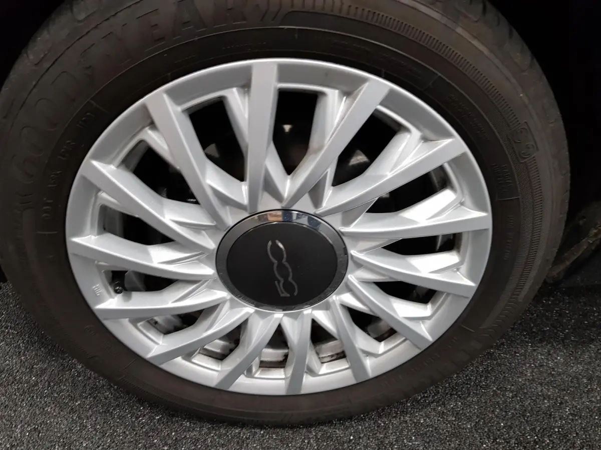 1.0 Hybrid Lounge + Navigatie Climate Control Cruise Control DAB Parkeer Sensoren Lichtmetalen velgen