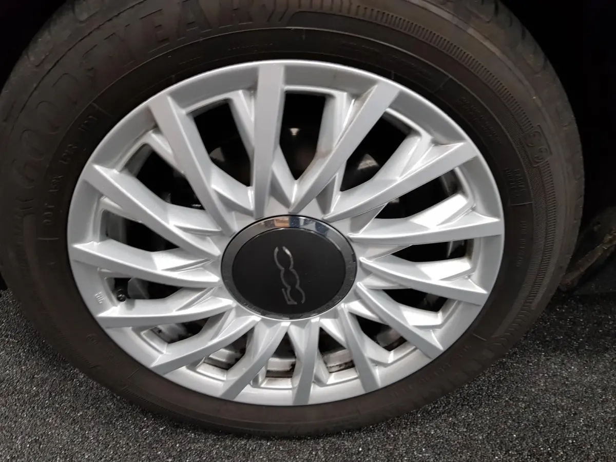1.0 Hybrid Lounge + Navigatie Climate Control Cruise Control DAB Parkeer Sensoren Lichtmetalen velgen