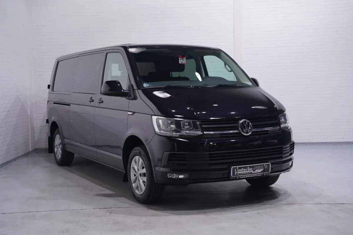 2.0 TDI 150 pk Dubbel Cabine DSG Aut. Navi, Trekhaak 2.500 kg, 16" LMV, PDC V+A, 5-Zits