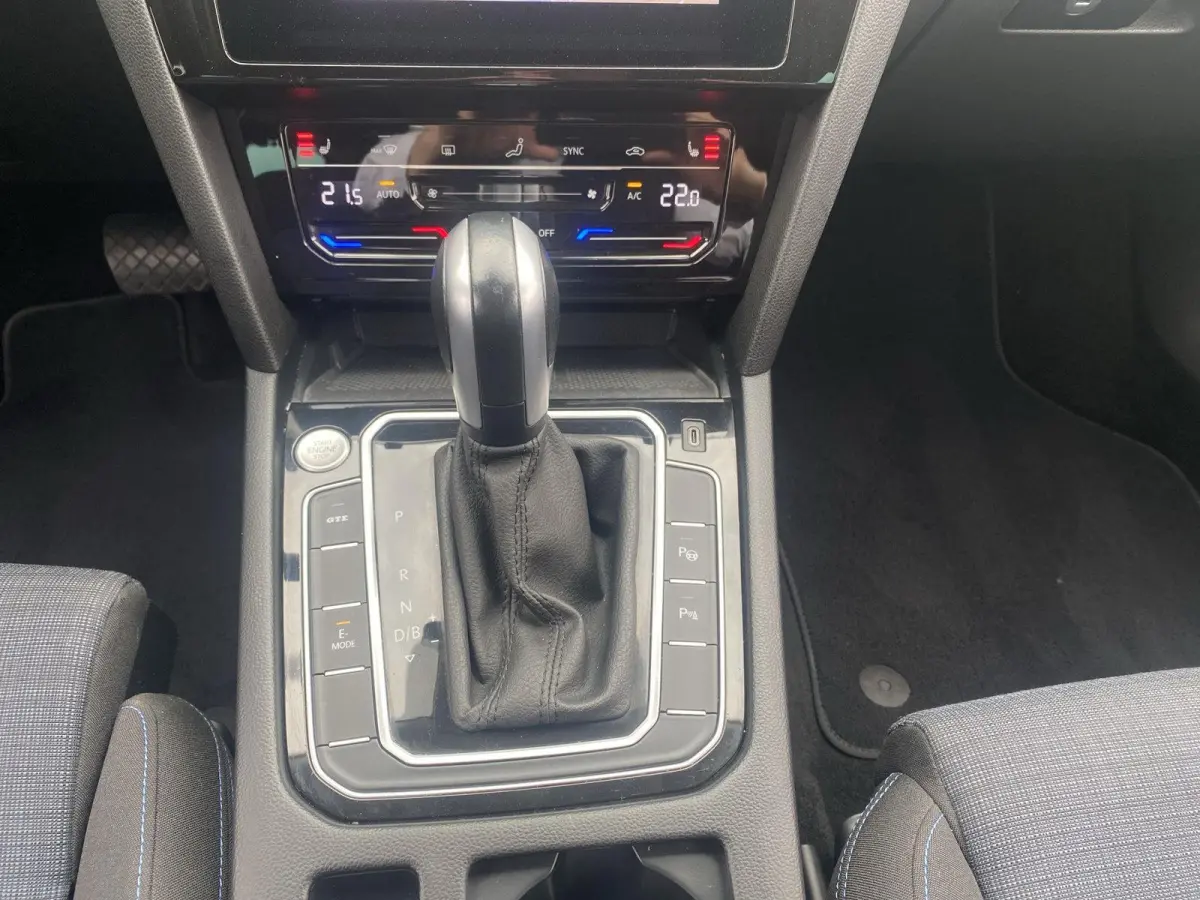 1.4 TSI PHEV GTE Business | Trekhaak | A.Camera  | Stoelverwarming | IQ.Light |