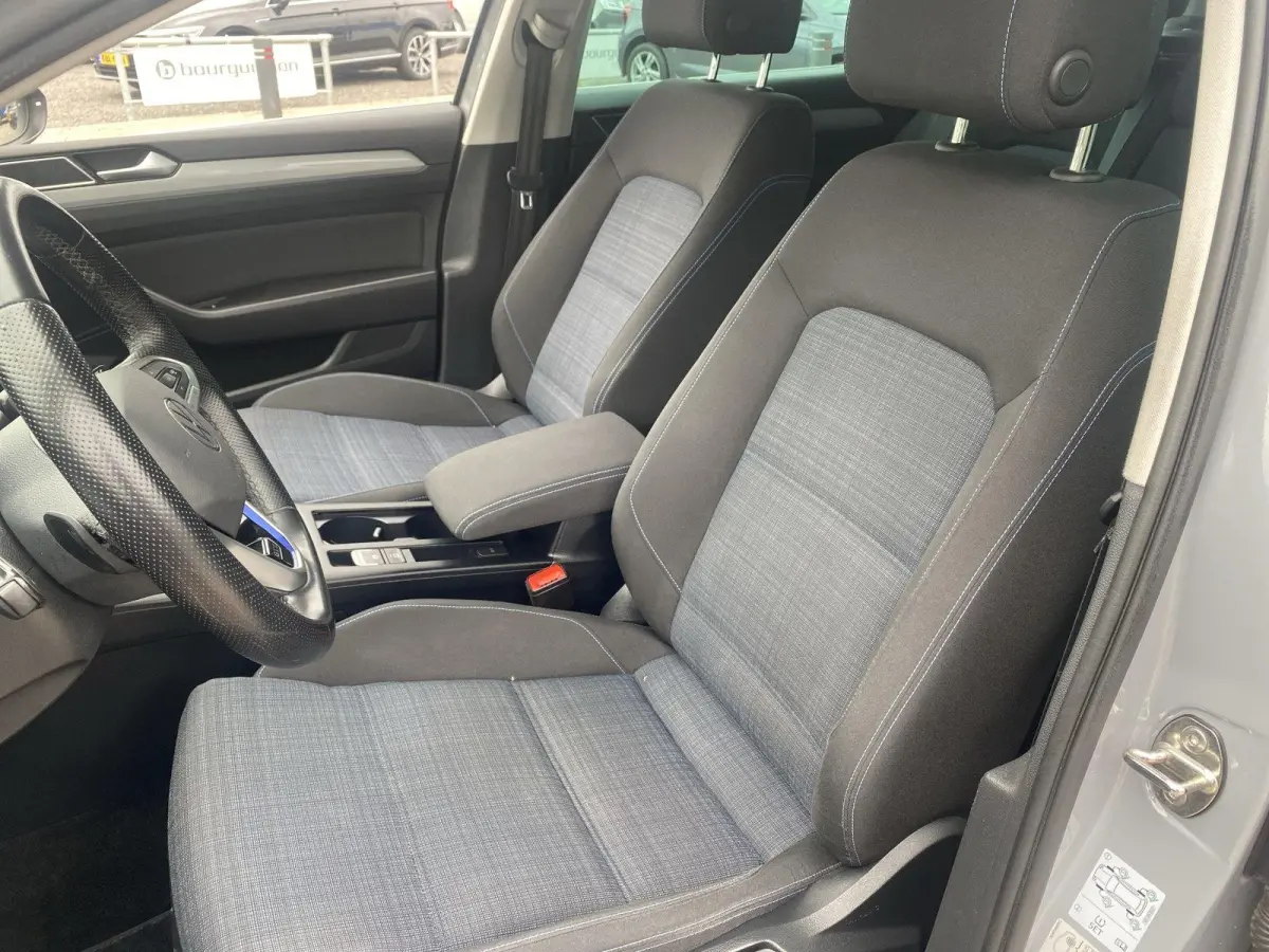 1.4 TSI PHEV GTE Business | Trekhaak | A.Camera  | Stoelverwarming | IQ.Light |