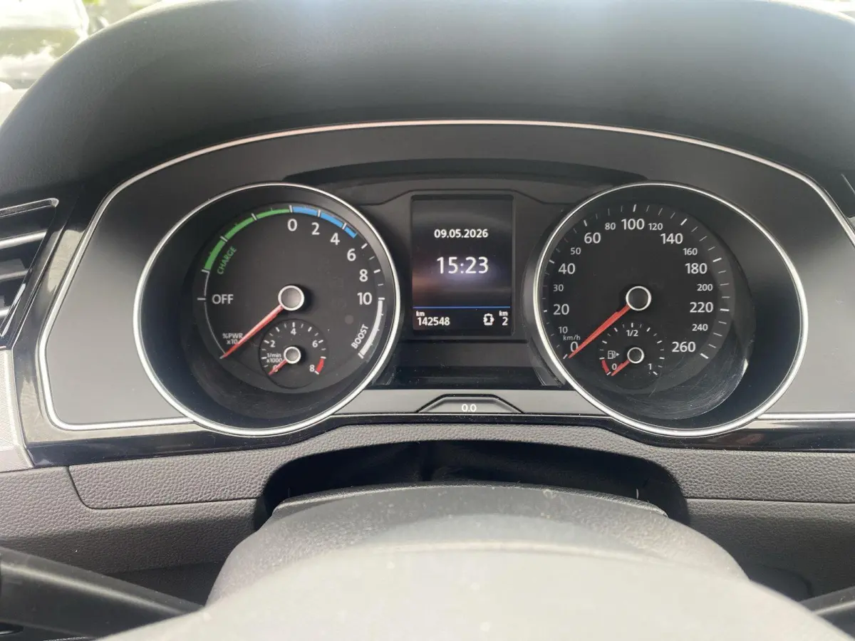 1.4 TSI PHEV GTE Business | Trekhaak | A.Camera  | Stoelverwarming | IQ.Light |