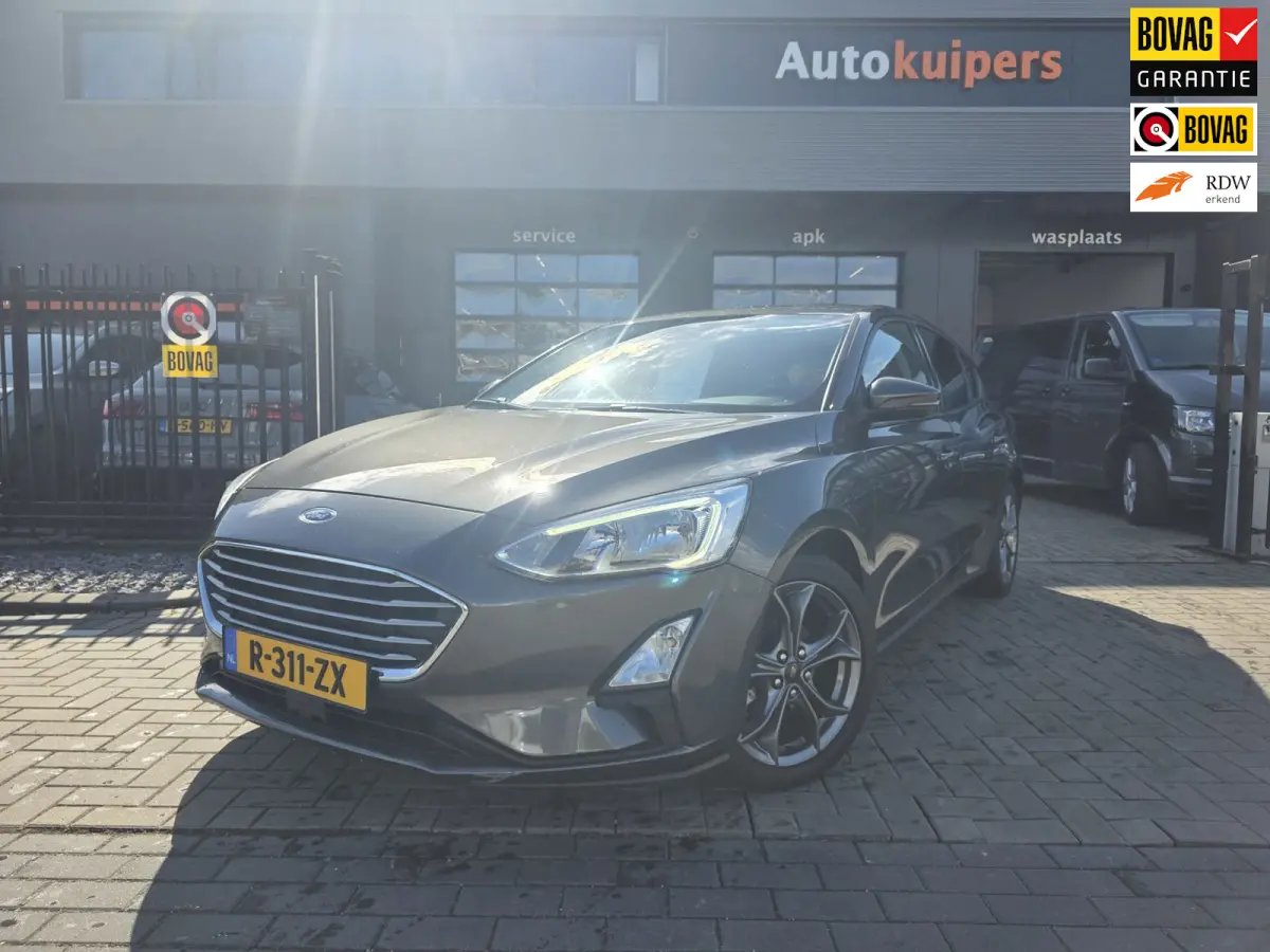 1.0 EcoBoost Titanium Business