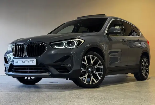 sDrive18i |Pano |Head-Up |Dealer onderhouden |Stoelverw. |Camera |Keyless