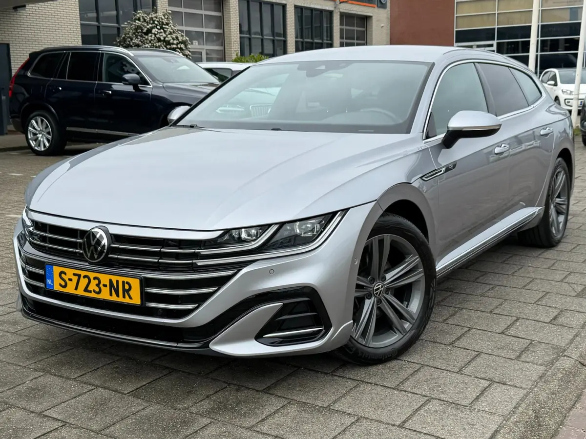 1.4 TSI eHybrid R-Line Business+
