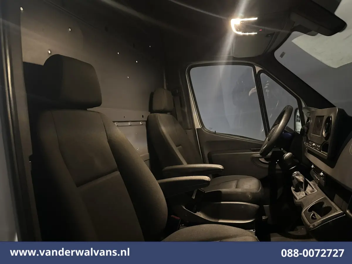 314 CDI 143pk L3H2 Euro6 Airco | Camera | Navigatie | Apple Carplay | Android Auto Parkeersensoren