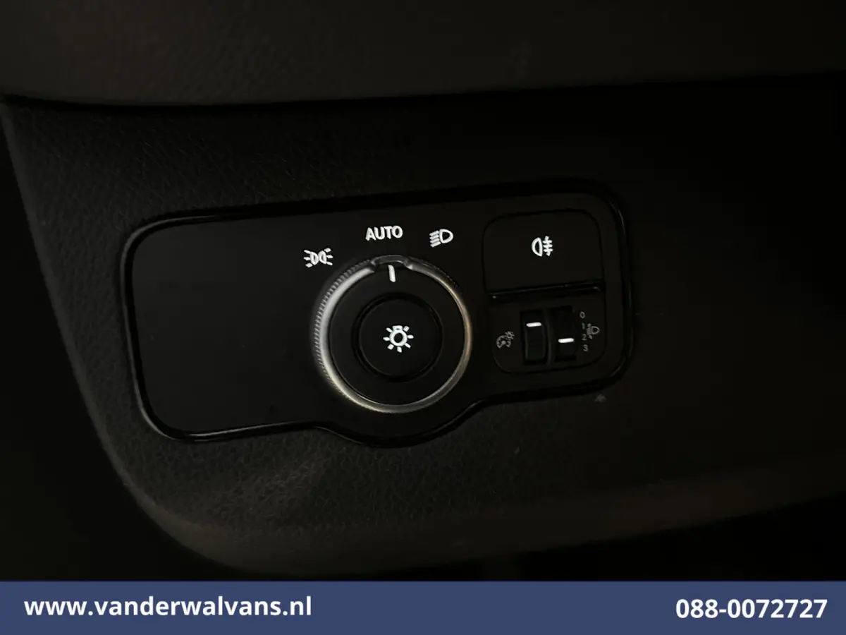 314 CDI 143pk L3H2 Euro6 Airco | Camera | Navigatie | Apple Carplay | Android Auto Parkeersensoren