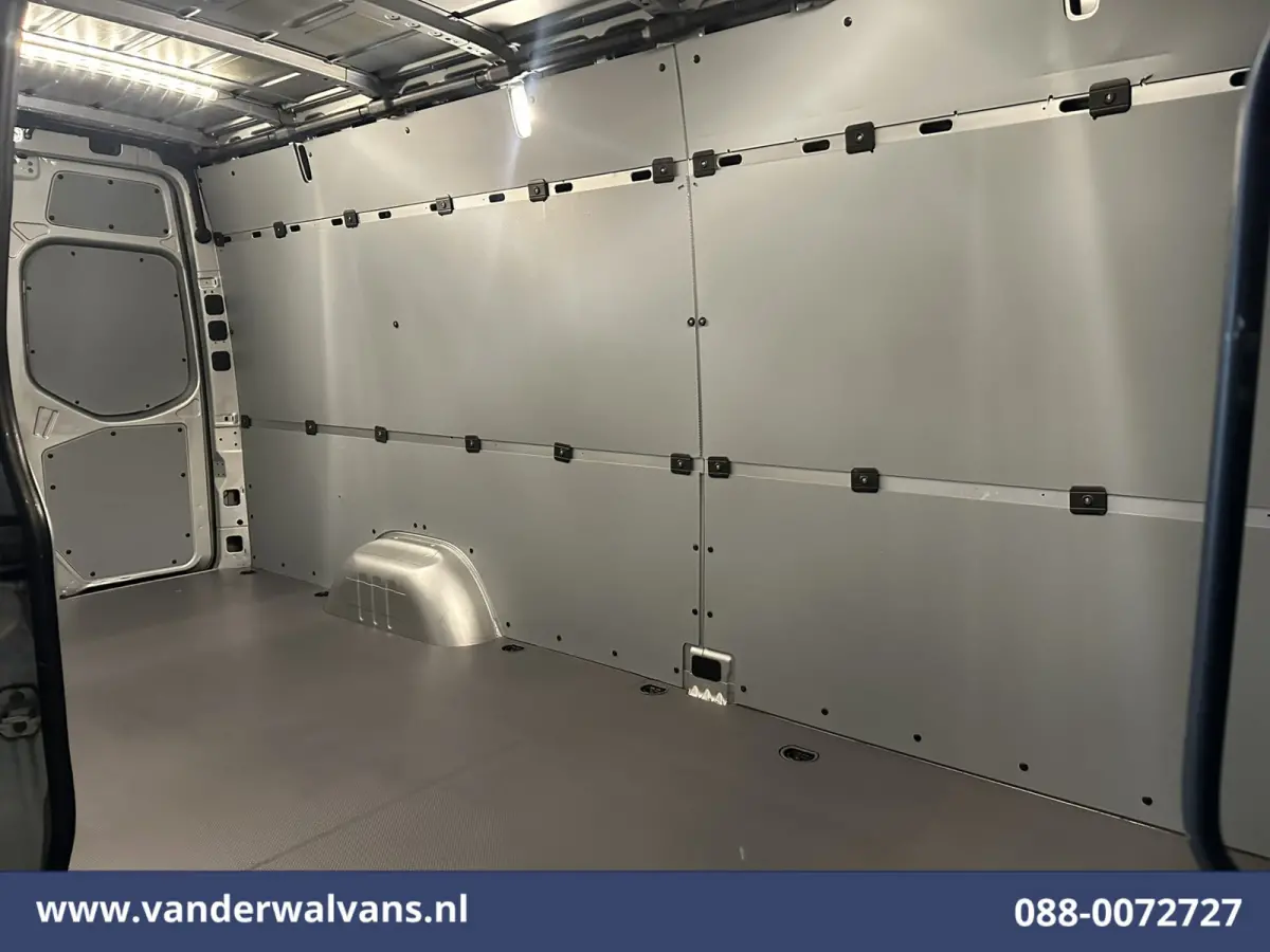 314 CDI 143pk L3H2 Euro6 Airco | Camera | Navigatie | Apple Carplay | Android Auto Parkeersensoren