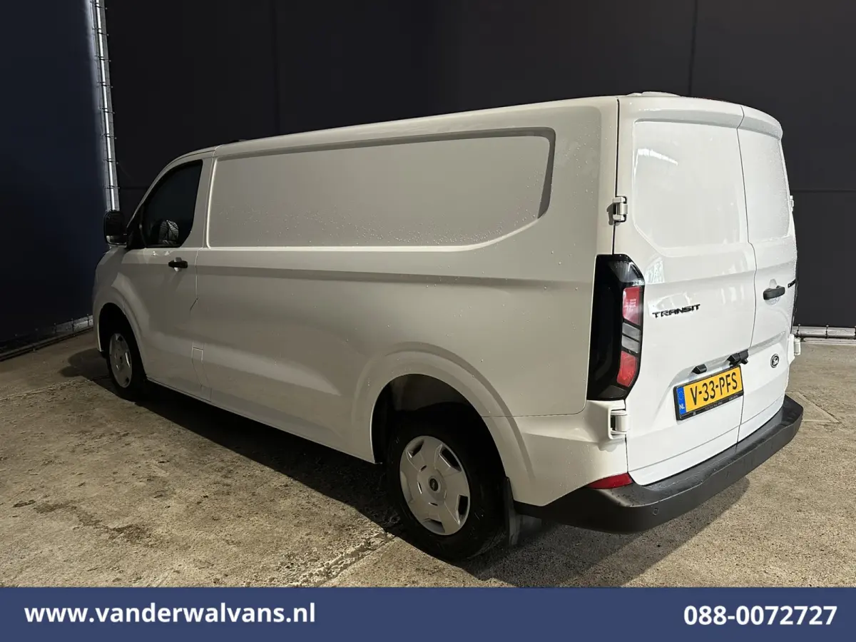 2.0 TDCI 136pk L2H1 Euro6 Airco | Camera | LED | Apple Carplay | Cruisecontrol Android Auto, Leder, Verwarmde voorruit, Parkeersensoren, Bijrijdersbank, 2740kg trekvermogen