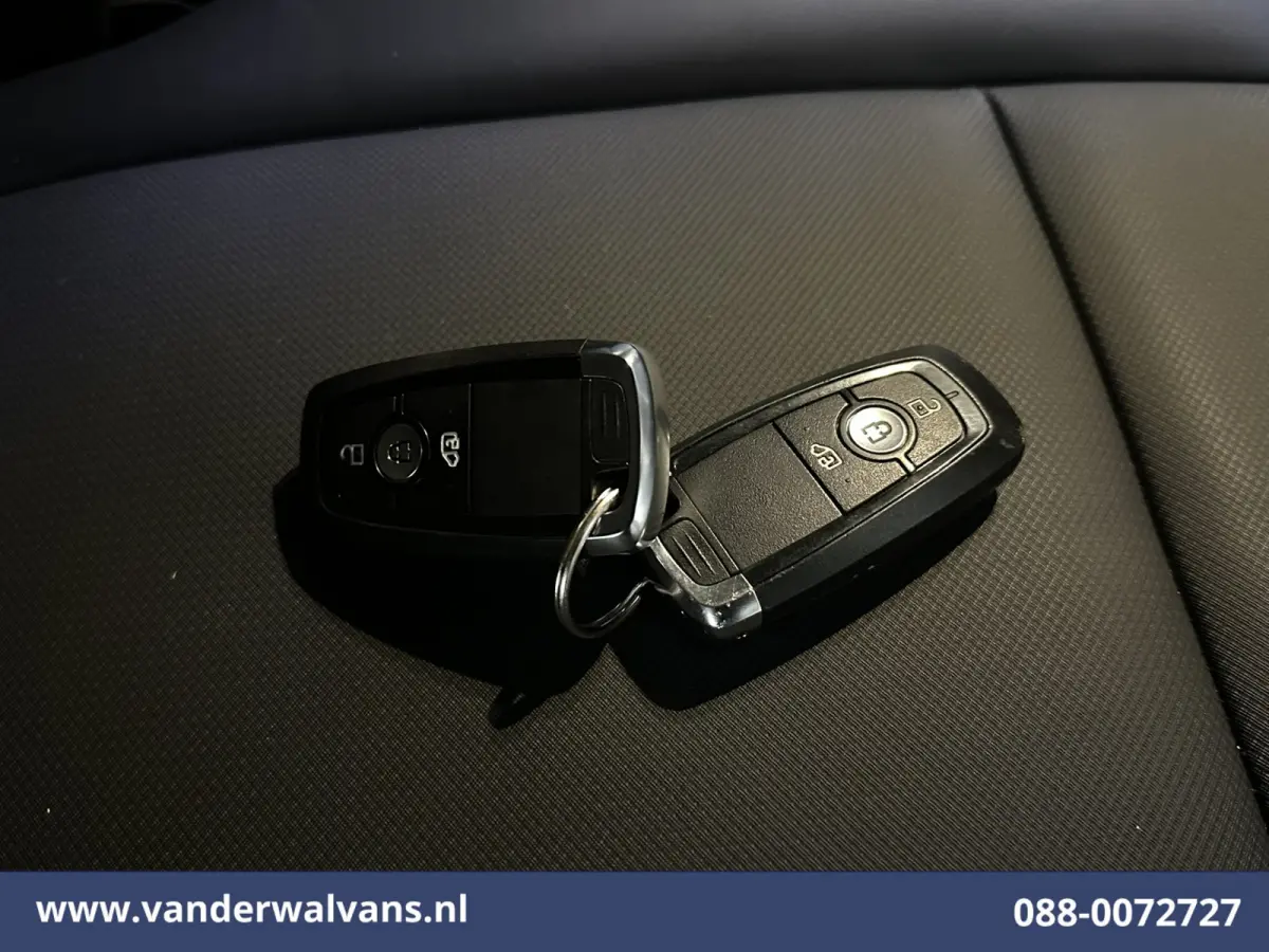 2.0 TDCI 136pk L2H1 Euro6 Airco | Camera | LED | Apple Carplay | Cruisecontrol Android Auto, Leder, Verwarmde voorruit, Parkeersensoren, Bijrijdersbank, 2740kg trekvermogen