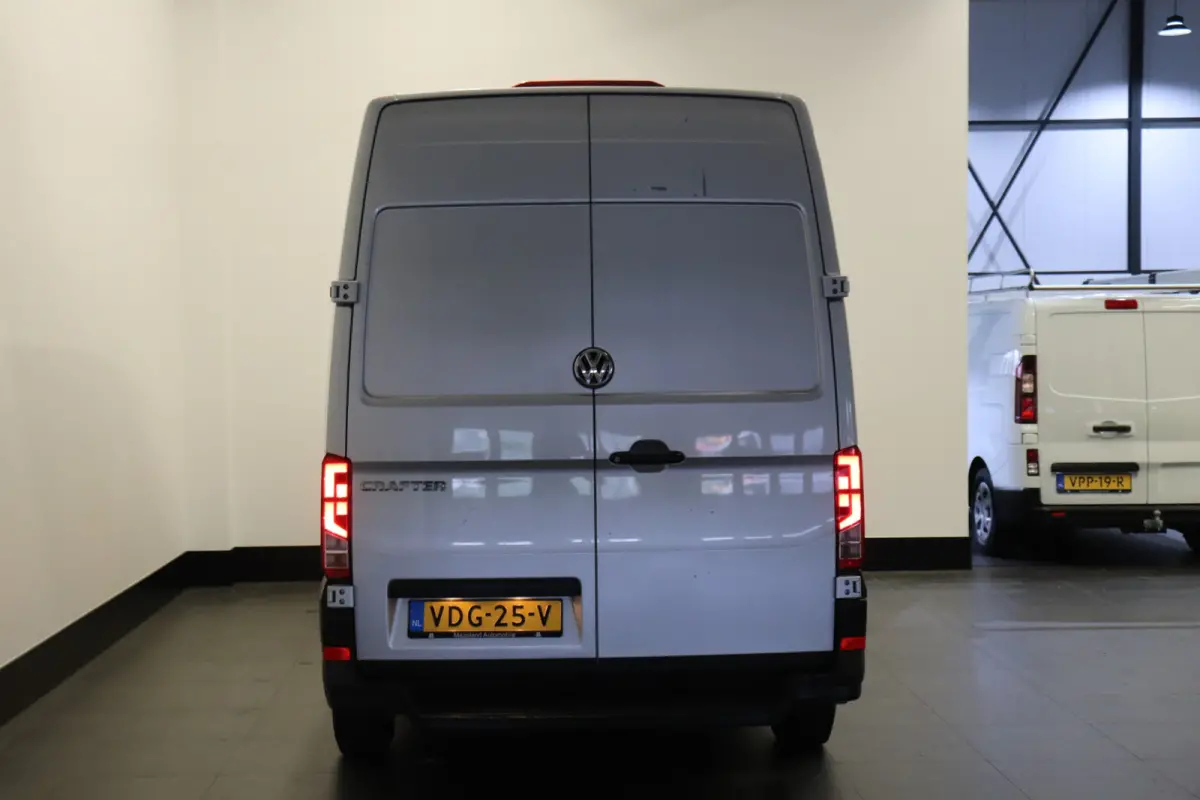 2.0 TDI L3H3 EURO 6 - Airco - Cruise - PDC - € 15.900,- Excl.