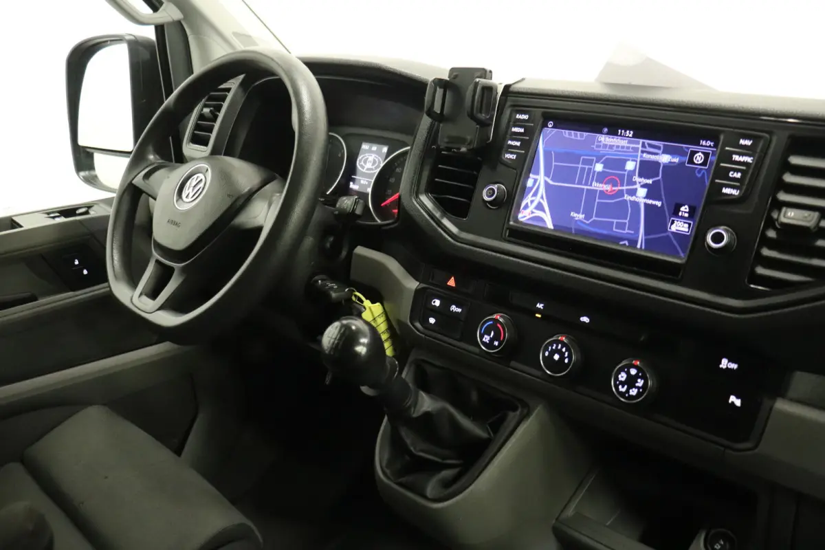 2.0 TDI L3H3 EURO 6 - Airco - Cruise - PDC - € 15.900,- Excl.