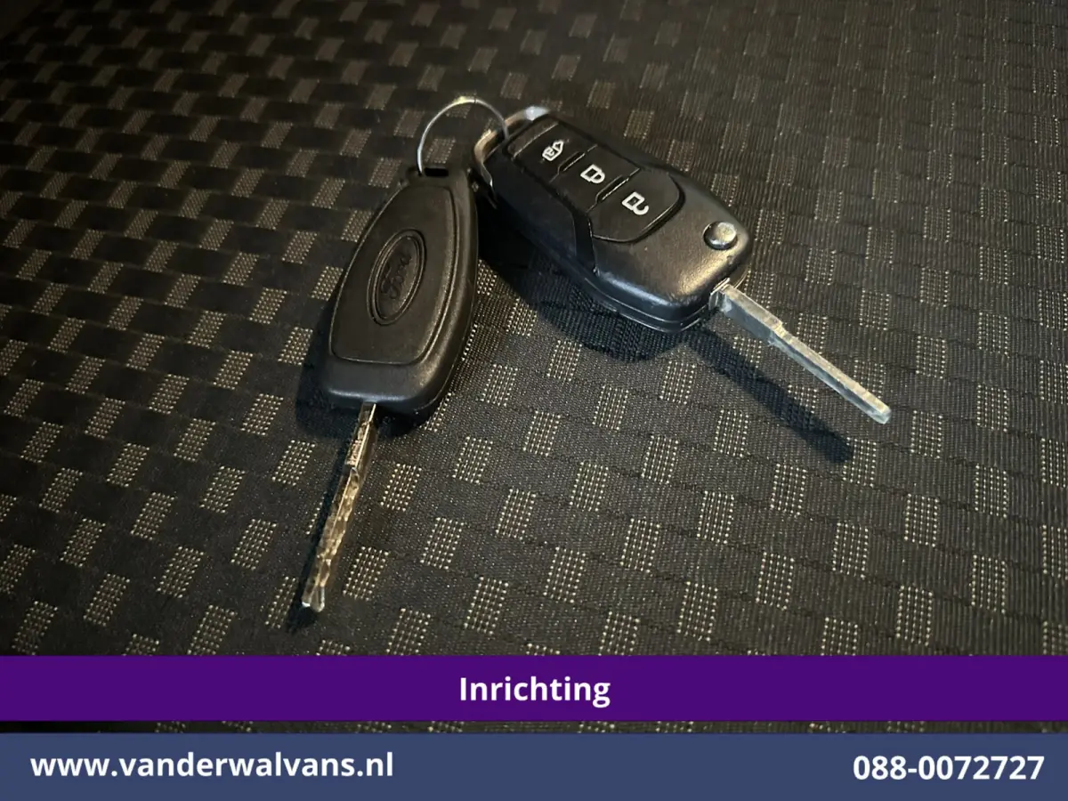 1.5 EcoBlue 100pk L1H1 Inrichting Euro6 Airco | Cruisecontrol | Verwarmde Voorruit Sidebars, Parkeersensoren