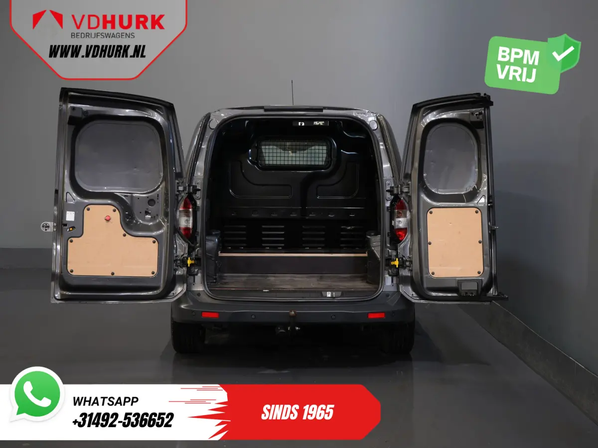 1.5 TDCI 100 pk Limited Stoelverw./ Voorruitverw./ Navi/ Carplay/ Camera/ Climate/ PDC/ LMV/ Cruise/ Trekhaak