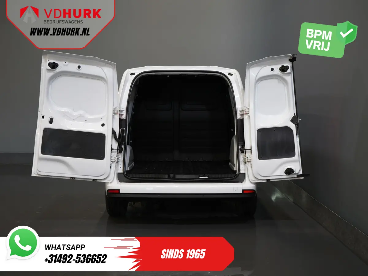 112 CDI 3 Pers./ LED/ Stoelverw./ Carplay/ Camera/ Navi/ PDC/ Cruise/ LMV