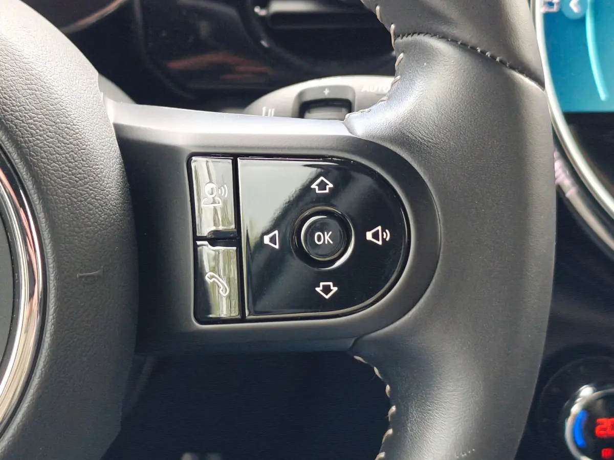 1.5 John Cooper Works | Apple Carplay / Android Auto | Navigatie | Climate Control