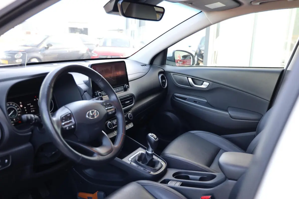 1.0 T-GDI Premium Sky|Schuif/kanteldak|HUD|Stoelverwarming/verkoeling|