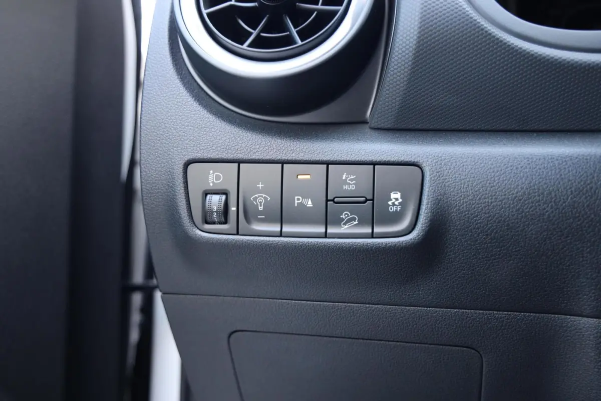 1.0 T-GDI Premium Sky|Schuif/kanteldak|HUD|Stoelverwarming/verkoeling|