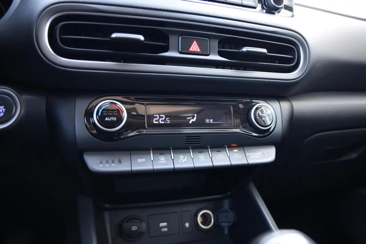 1.0 T-GDI Premium Sky|Schuif/kanteldak|HUD|Stoelverwarming/verkoeling|