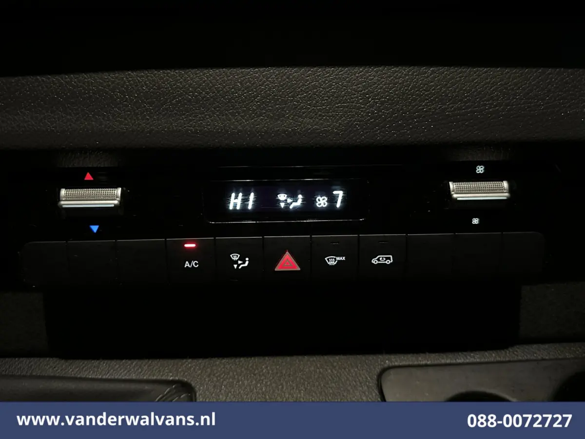 314 CDI 143pk L3H2 Euro6 Airco | Camera | Navigatie | Apple Carplay | Android Auto Parkeersensoren
