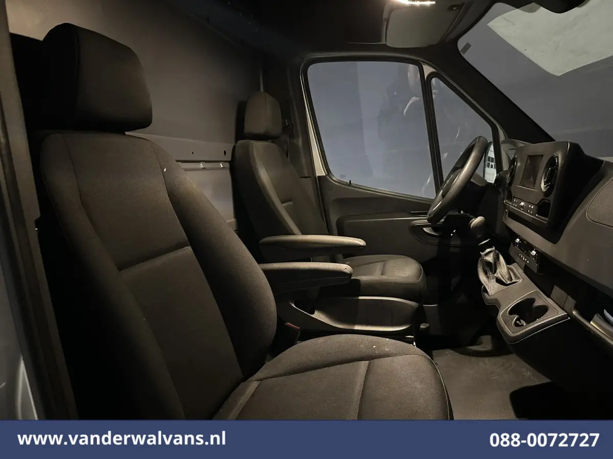 314 CDI 143pk L3H2 Euro6 Airco | Camera | Navigatie | Apple Carplay | Android Auto Parkeersensoren