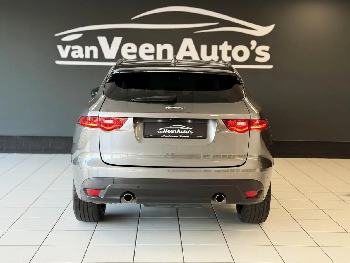 2.0 R-Sport AWD 25t 2 jaar garantie