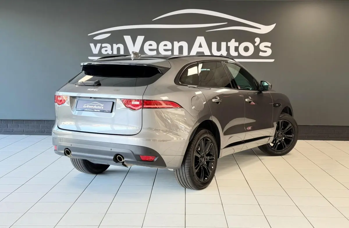 2.0 R-Sport AWD 25t 2 jaar garantie