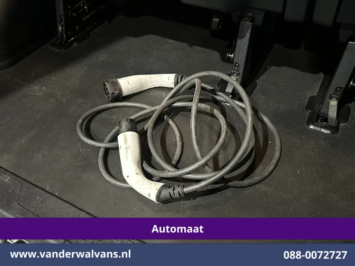 1.0 EcoBoost Hybride Automaat L1H1 9 Persoons Personenbus Euro6 Prijs INCL BTW/BPM Airco | Cruisecontrol | LED Sidebars, Verwarmde Voorruit, Stoelverwarming, Parkeersensoren, Bijrijdersbank
