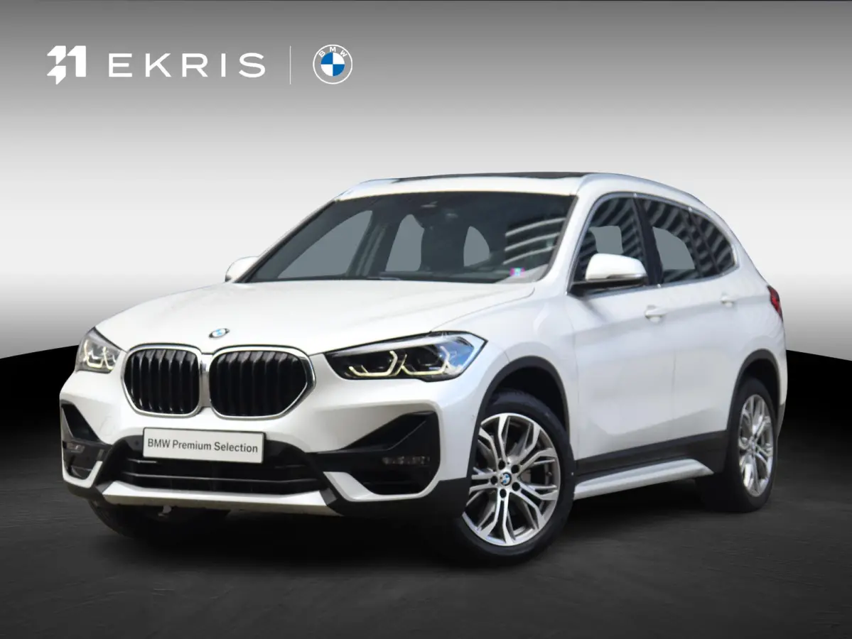 sDrive20i | High Executive | Sport Line | Panodak | Head-Up | Comfort Access | Parking Pack | Sportstoelen | Verwarmd Stuurwiel | 18'' LMV