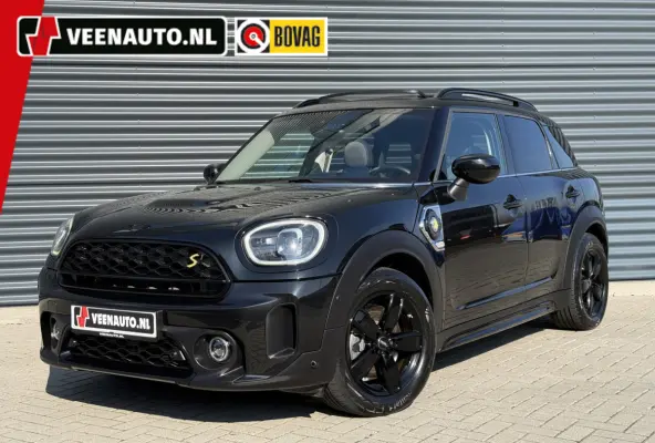 2.0 Cooper SE ALL4 Pano/H&K/Camera/Apple