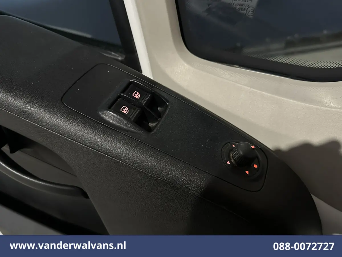 2.2 BlueHDi 140pk Kipper Open Laadbak Euro6 Bijrijdersbank Bluetooth telefoonvoorbereiding