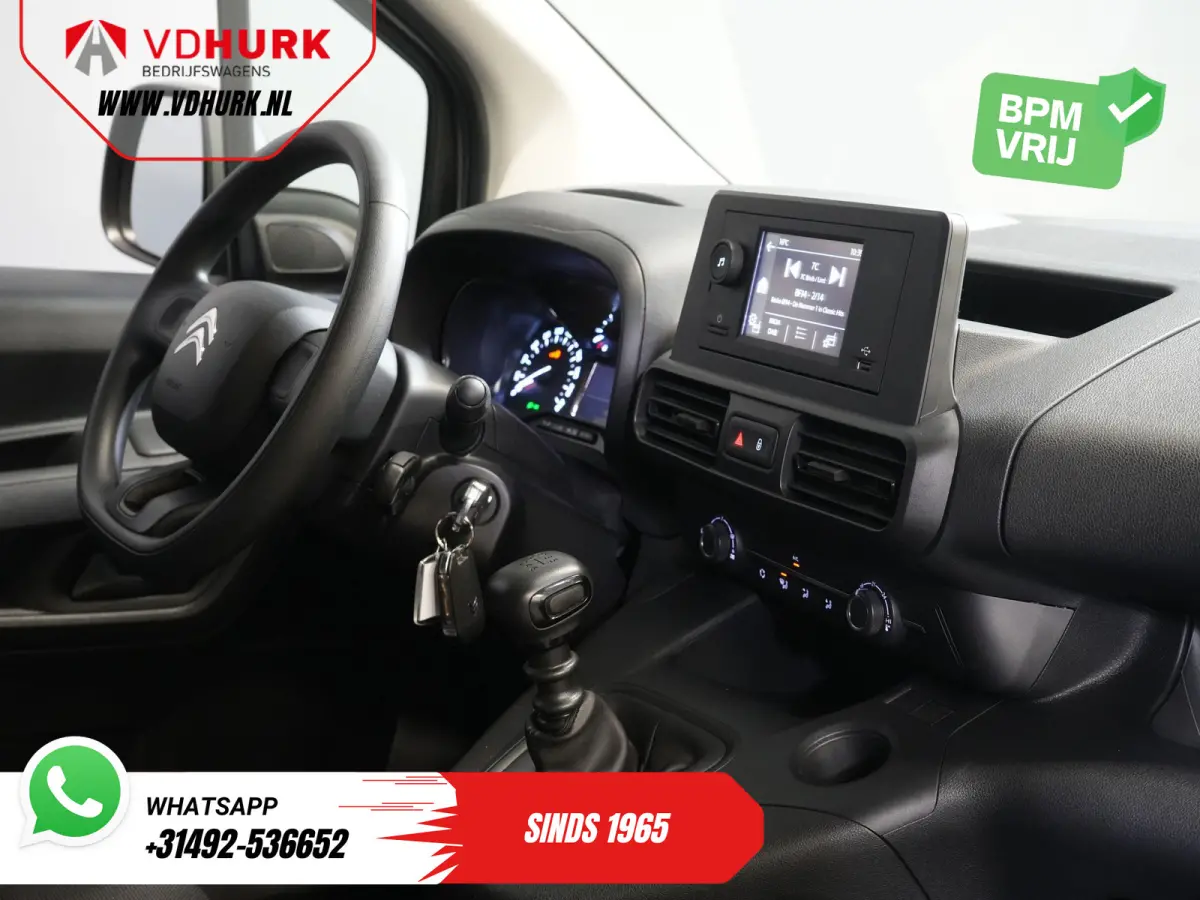 1.2 PureTech 110 pk BENZINE Airco/ Cruise/ DAB