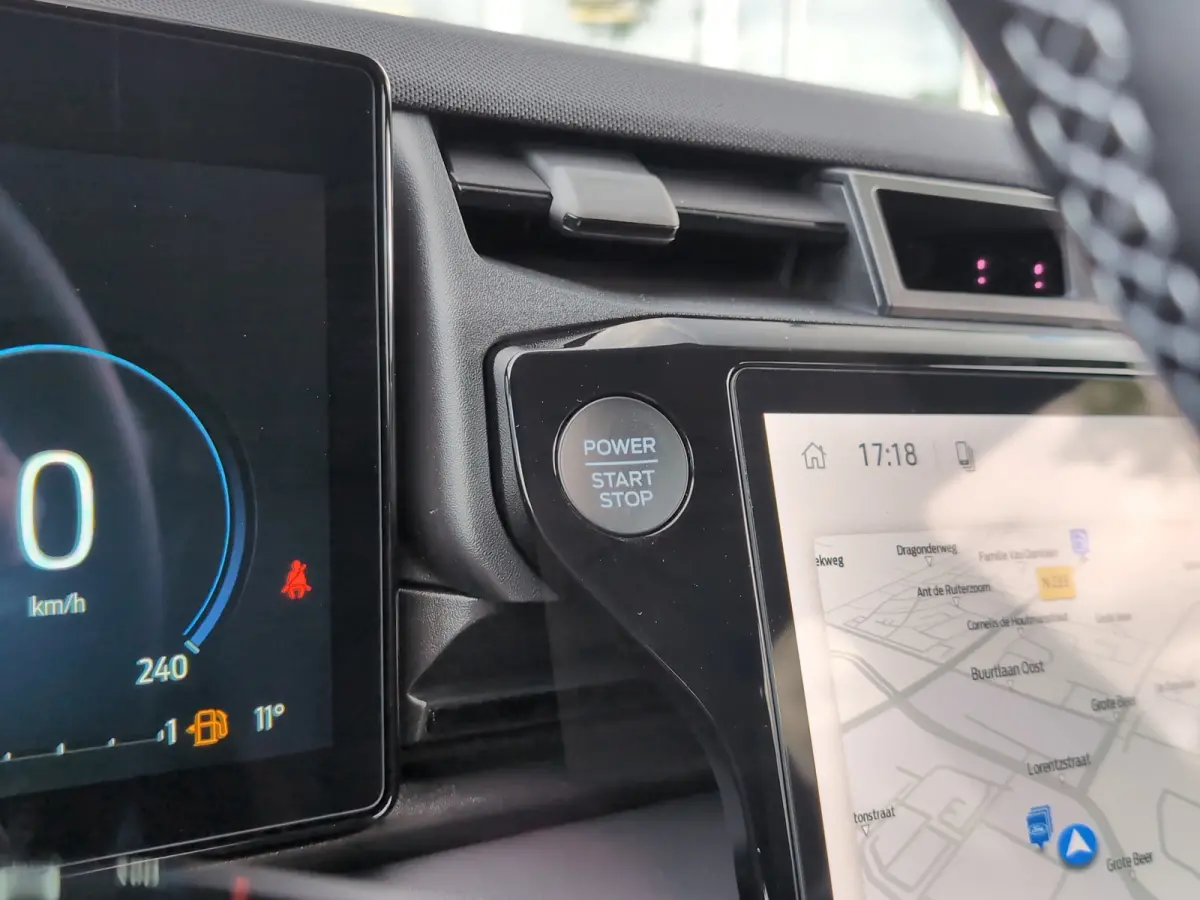 BlueCruise 1.0 Powershift Automaat | Winterpack | 360 Camera | Adap. Cruise control |