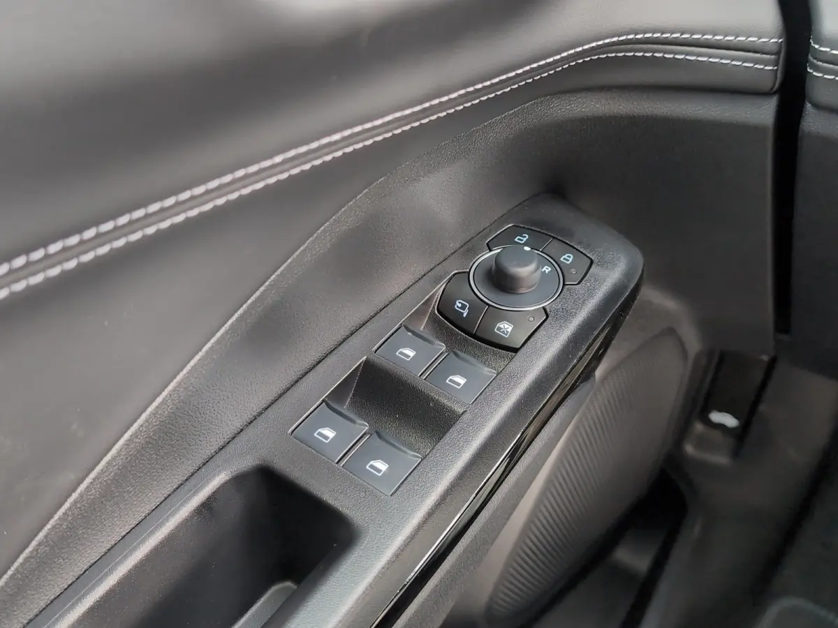 BlueCruise 1.0 Powershift Automaat | Winterpack | 360 Camera | Adap. Cruise control |