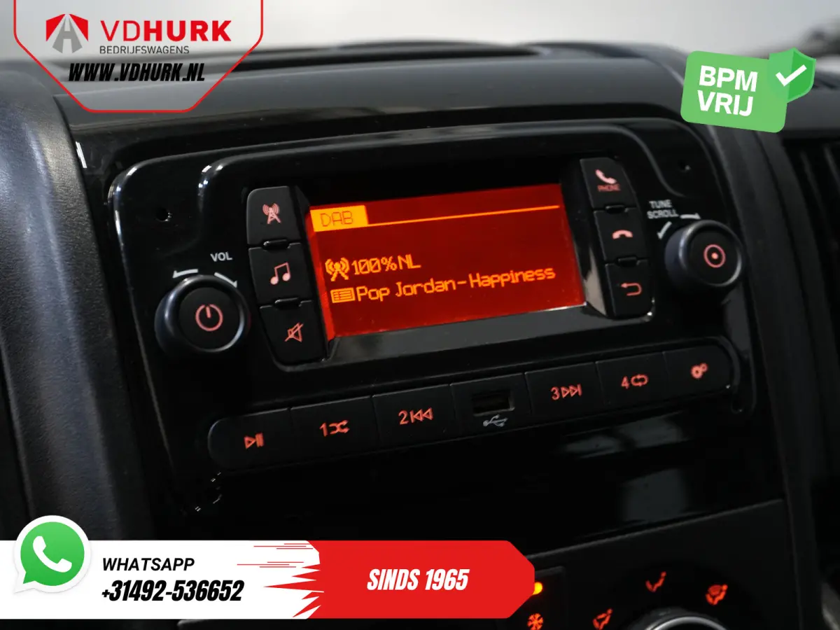 2.2 140 pk DC Dubbel Cabine Open Laadbak/ 7 Pers./ 2.5t Trekverm./ Cruise/ Airco/ 288x215x35/ Pick up