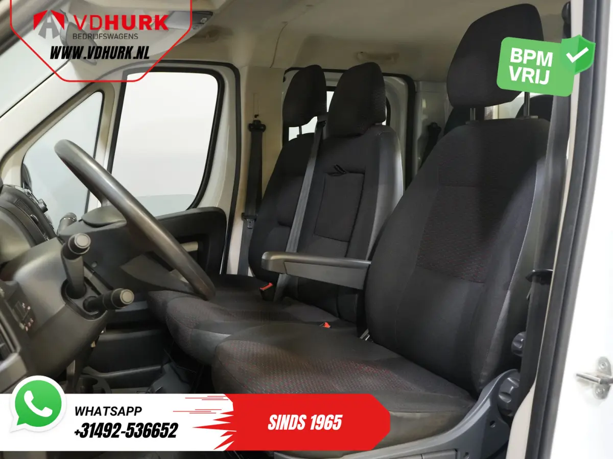 2.2 140 pk DC Dubbel Cabine Open Laadbak/ 7 Pers./ 2.5t Trekverm./ Cruise/ Airco/ 288x215x35/ Pick up