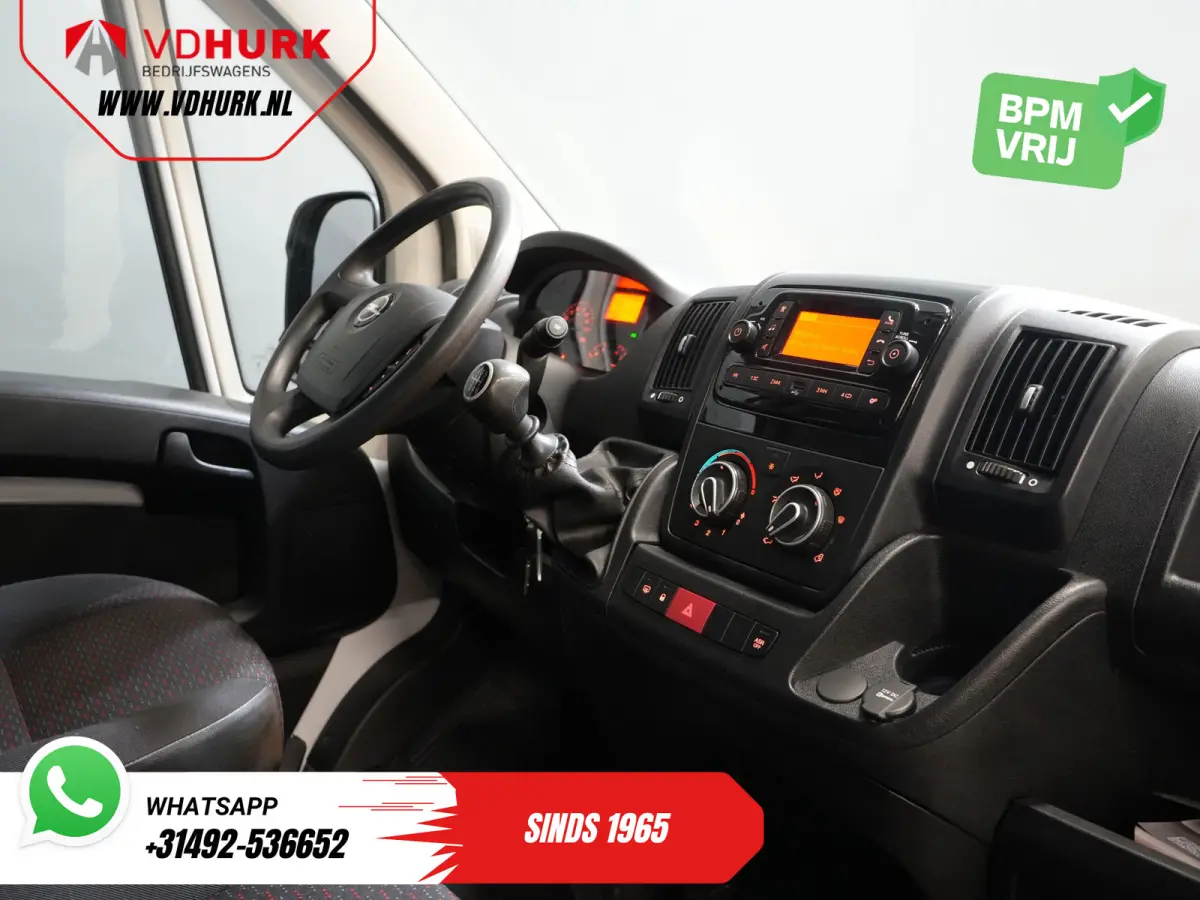 2.2 140 pk DC Dubbel Cabine Open Laadbak/ 7 Pers./ 2.5t Trekverm./ Cruise/ Airco/ 288x215x35/ Pick up